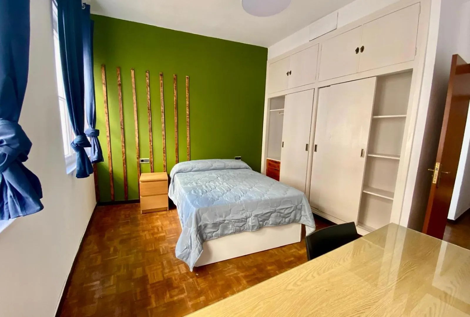 Tu Habitacion En Plaza Palillero Cadiz Homestay